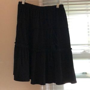 Black, knit, tiered skirt